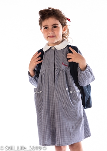 Picture of Girl kdg apron with lace